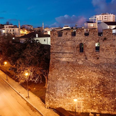 Super Apartment In The Ancient Roman Amphitheater Durres Ngoại thất bức ảnh