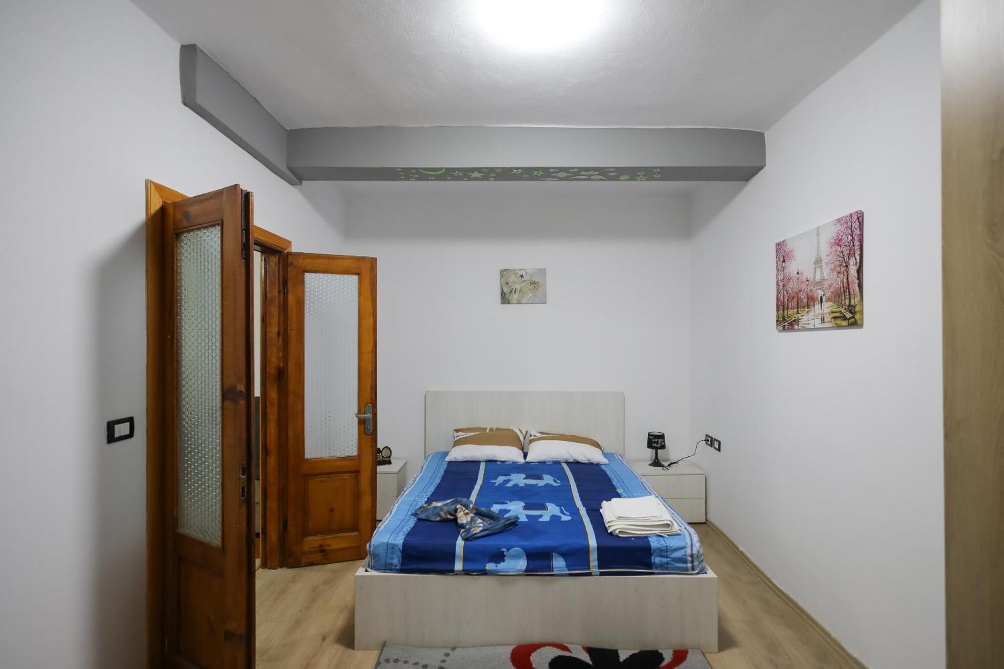Super Apartment In The Ancient Roman Amphitheater Durres Ngoại thất bức ảnh